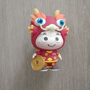blind box" series, dressed in a dragon-themed 